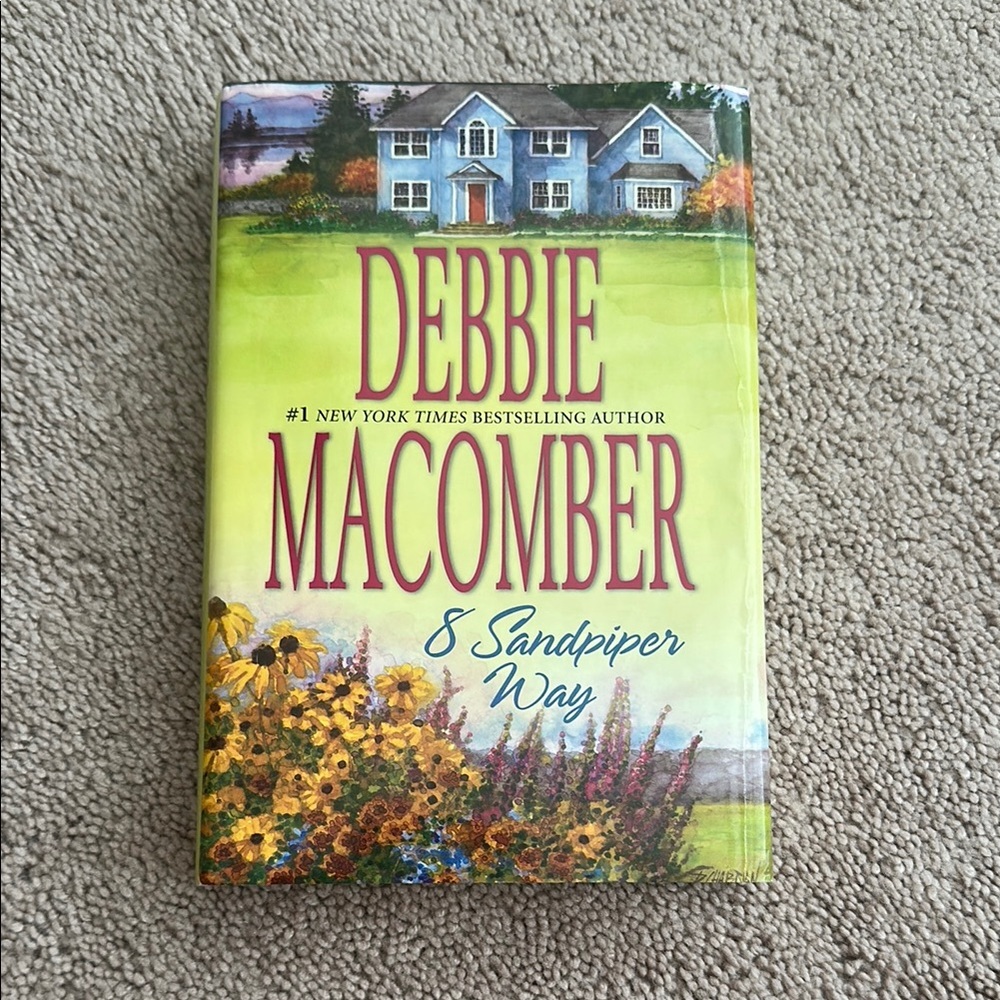 '8 Sandpiper Way' Book - Multicolor